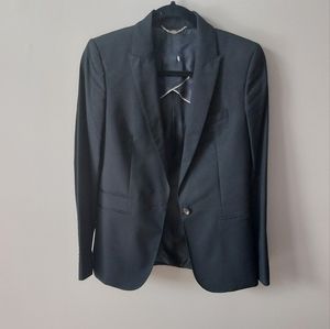 Massimo Dutti black one button blazer. Size 6